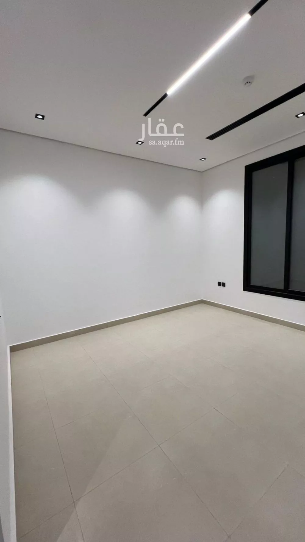 فيلا 5 غرف في العارض 2