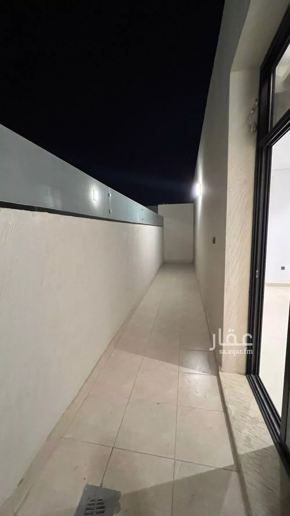 فيلا 5 غرف في العارض 3