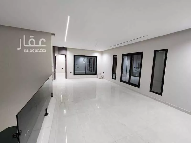 فيلا 9 غرف في الفلاح 2