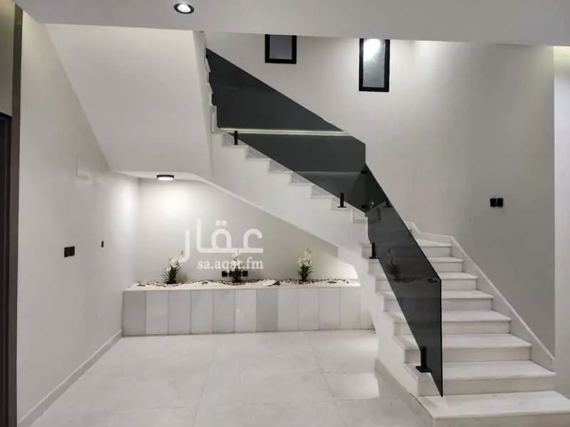 فيلا 9 غرف في الفلاح 3