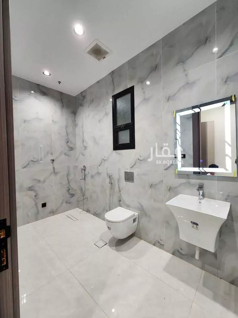 فيلا 9 غرف في الفلاح 4