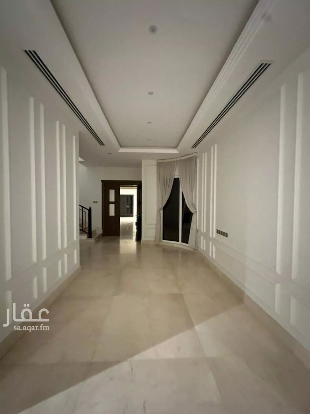 شقة 5 غرف في الملقا 3