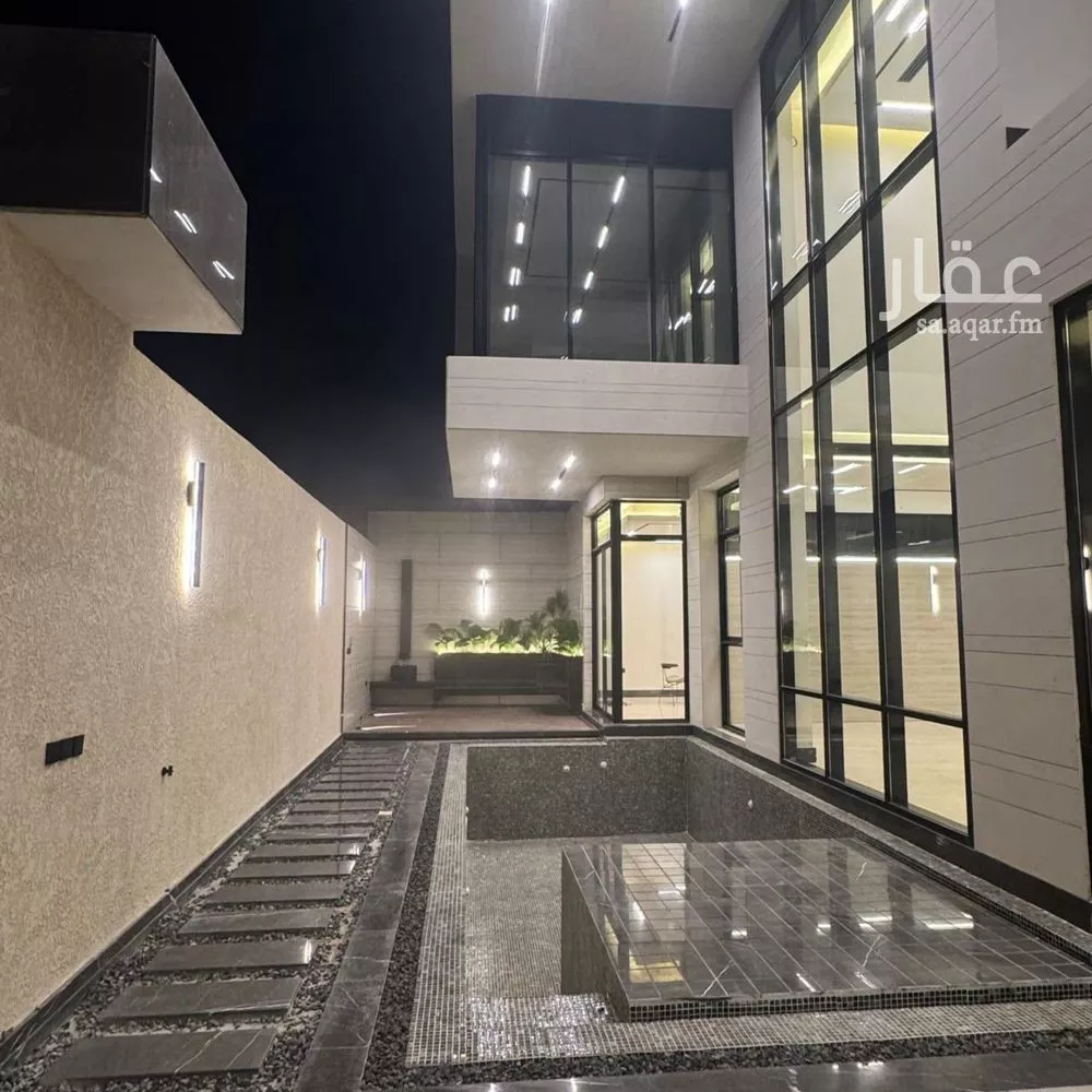 فيلا 5 غرف في الملقا 5