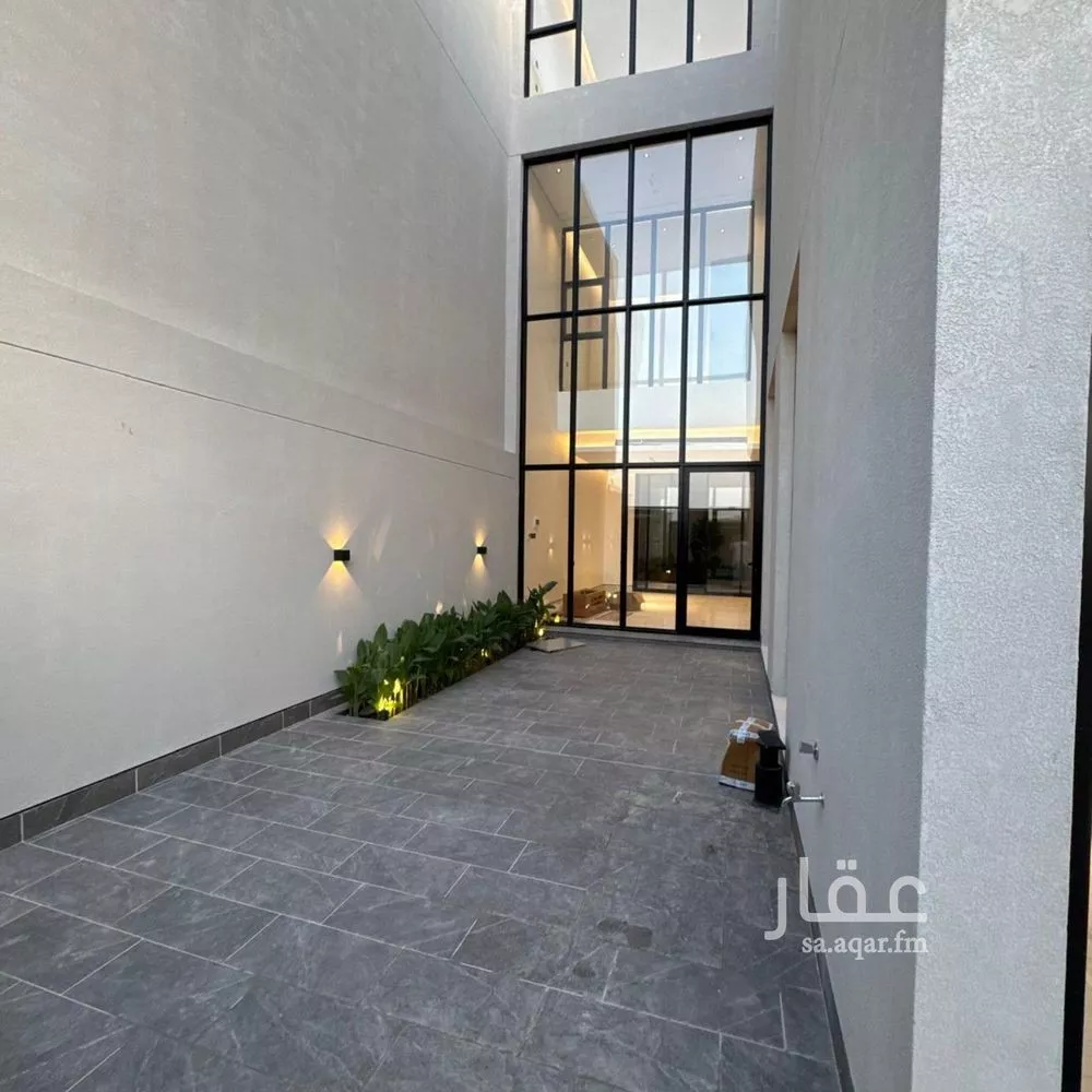 فيلا 5 غرف في النرجس 1