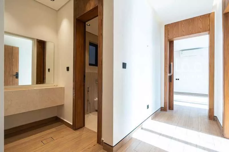 4 bedroom apartment in Eastern Province 11