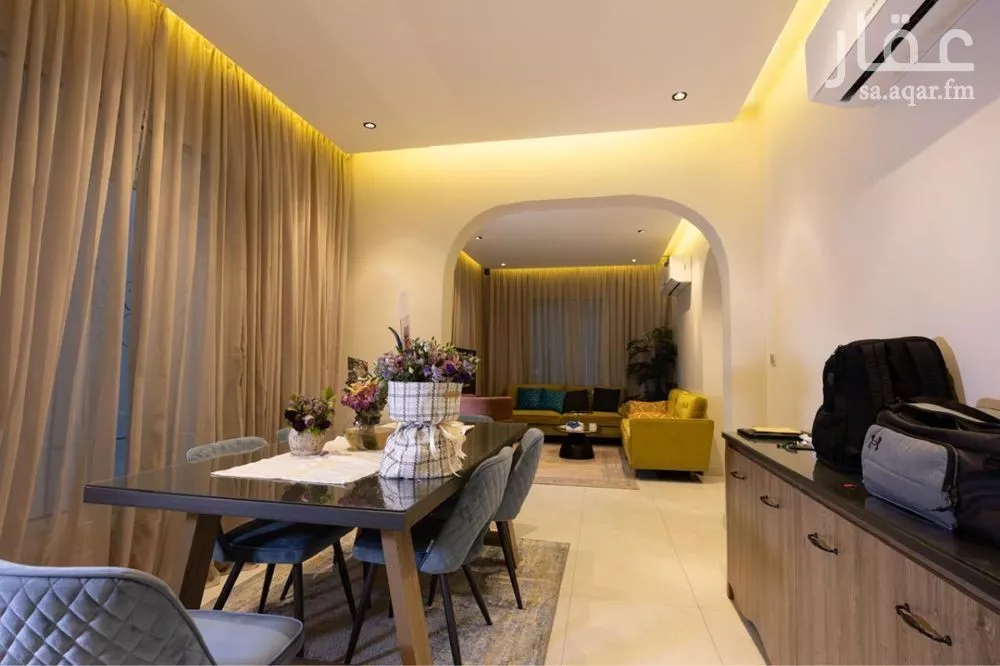 فيلا 9 غرف في النرجس 5