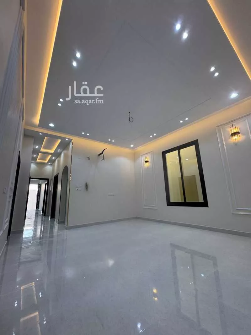5 bedroom villa in Al Mahjar, Jeddah 13