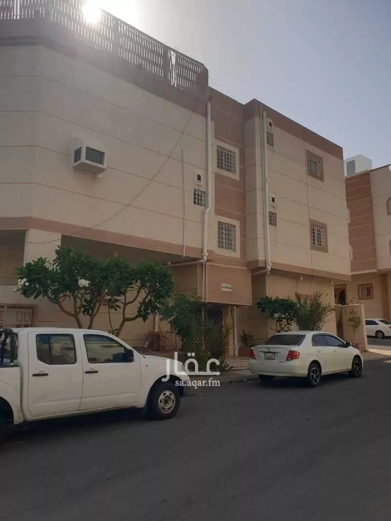 عمارة 370 م² في الراشدية 2