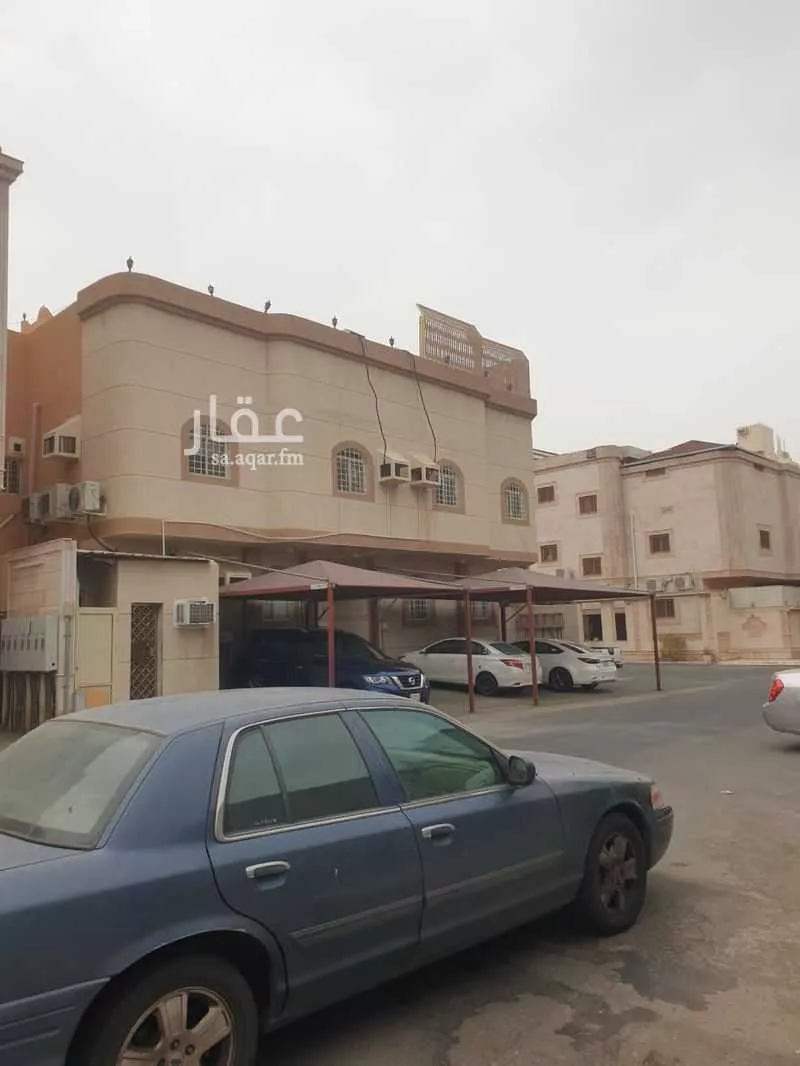 عمارة 370 م² في الراشدية 1