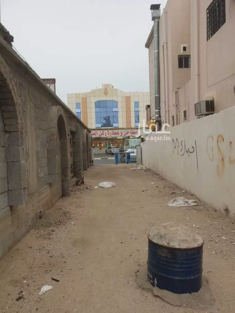 عمارة 370 م² في الراشدية 5