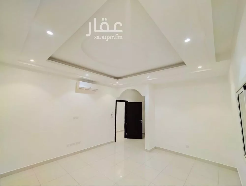 6 bedroom villa in Ar Rayan 3