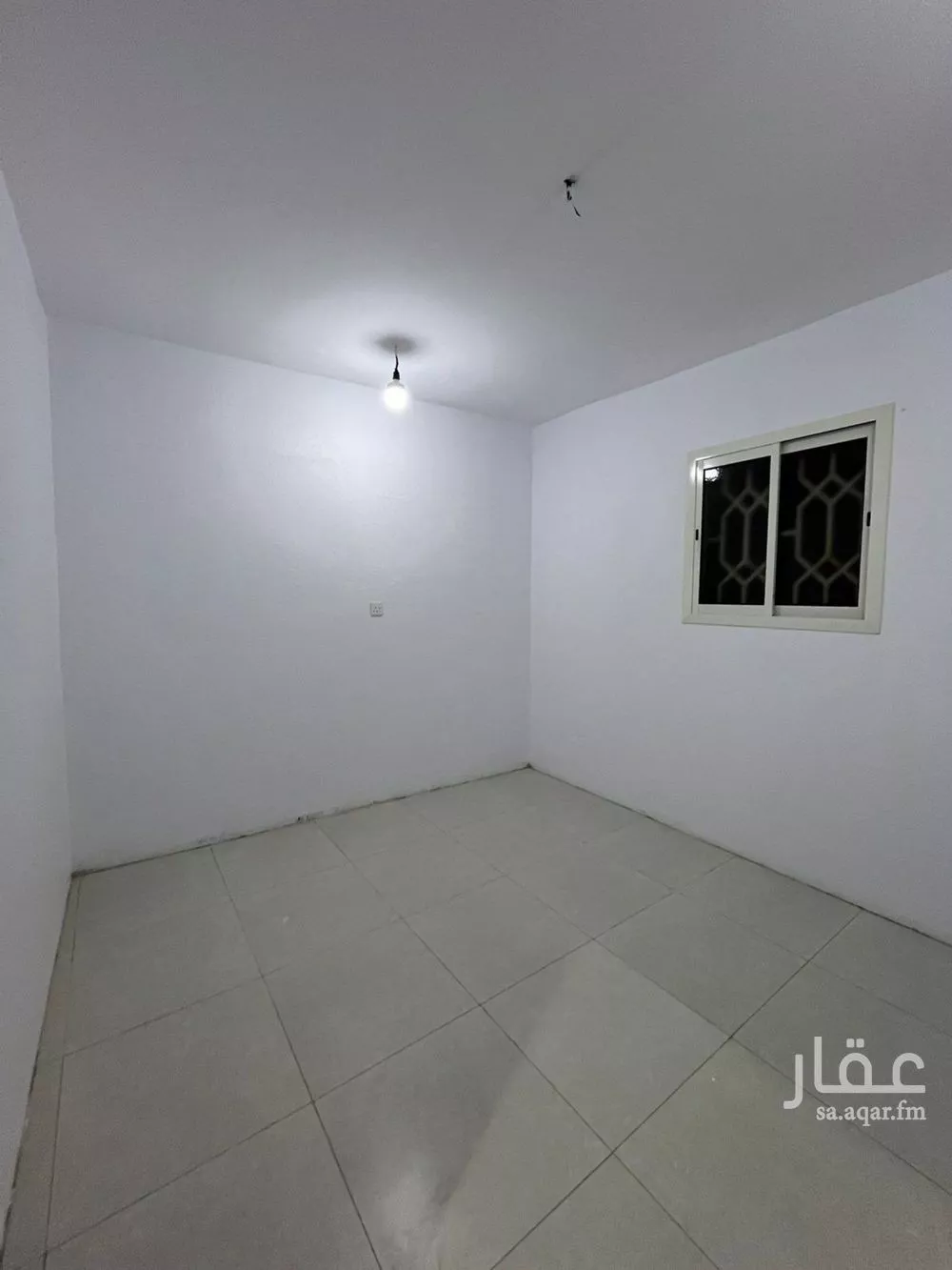 239 sqm building in Manfuhah Al Jadidah 2
