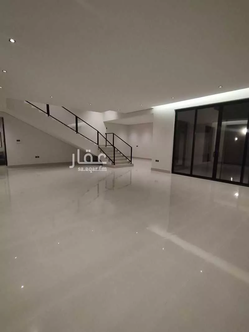 4 bedroom villa in Al Mahdiyyah, Riyadh 6