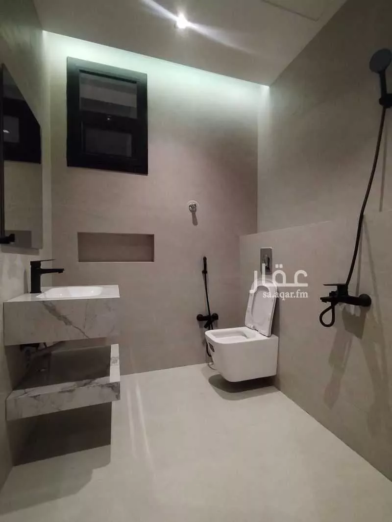 4 bedroom villa in Al Mahdiyyah, Riyadh 5