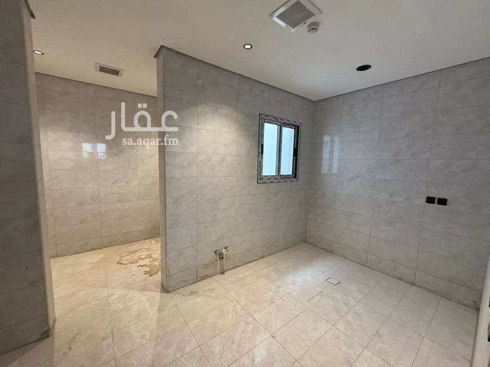 38 bedroom building in As Saadah, Riyadh 8