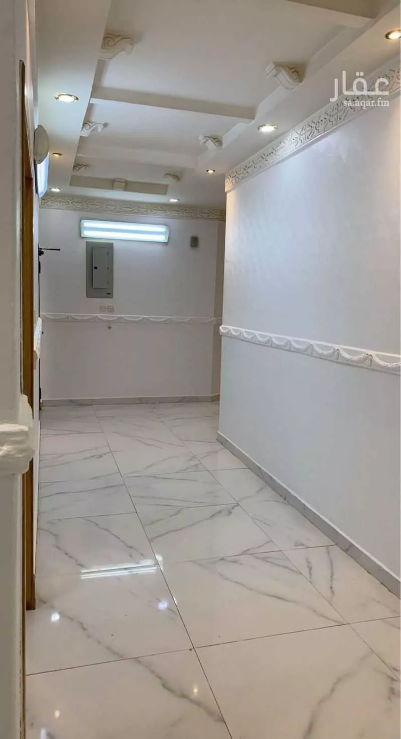 5 bedroom villa in Al Qadisiyah 3