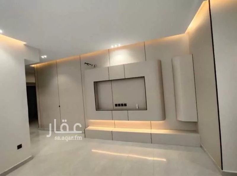750 sqm building in Al Nuzhah 2