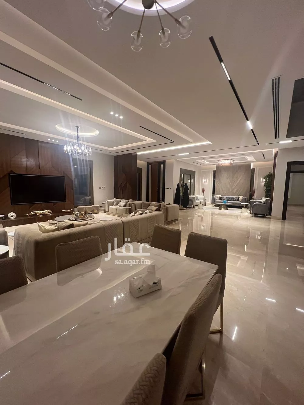 فيلا 7 غرف في الملقا 2