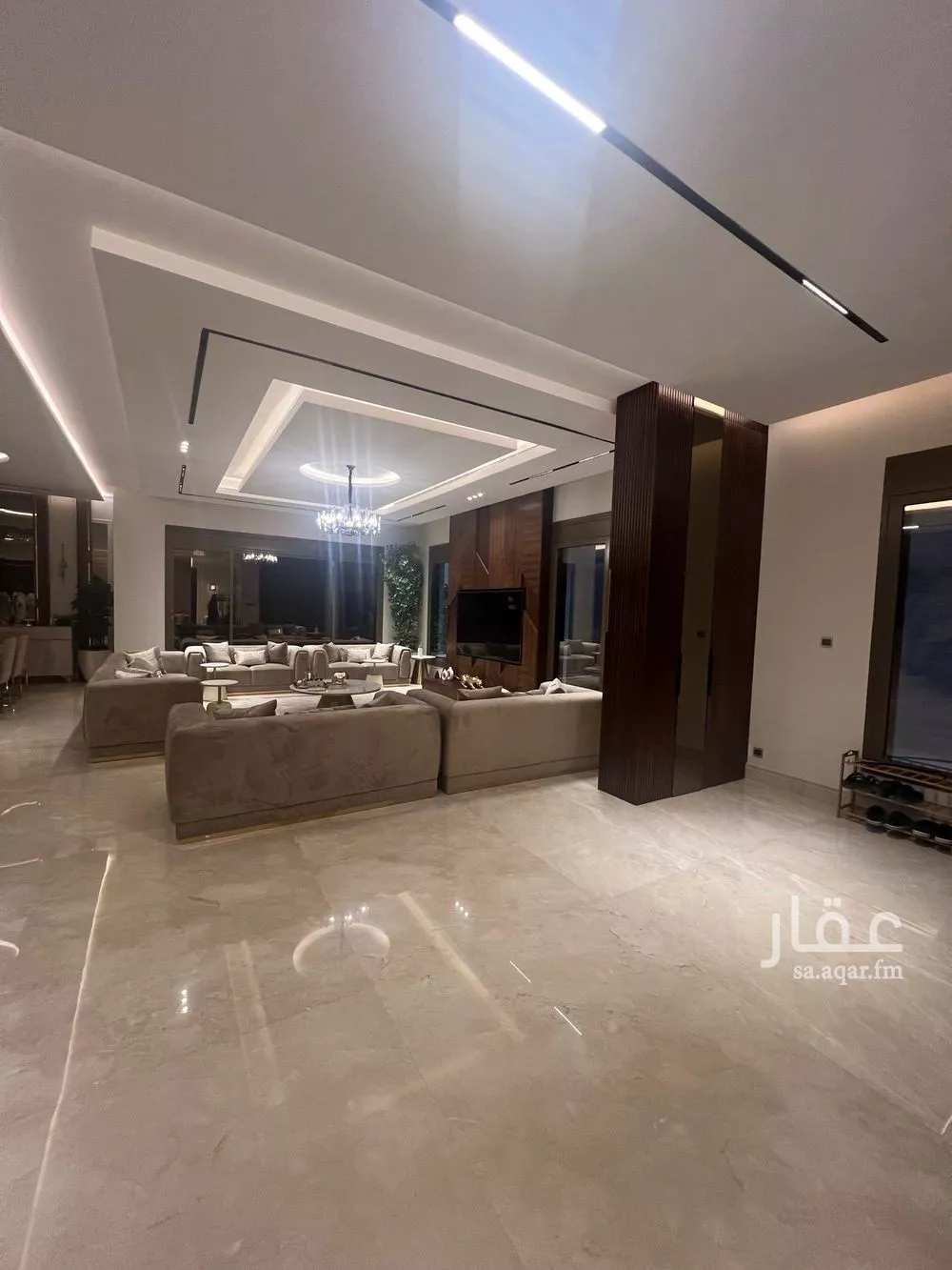 فيلا 7 غرف في الملقا 3