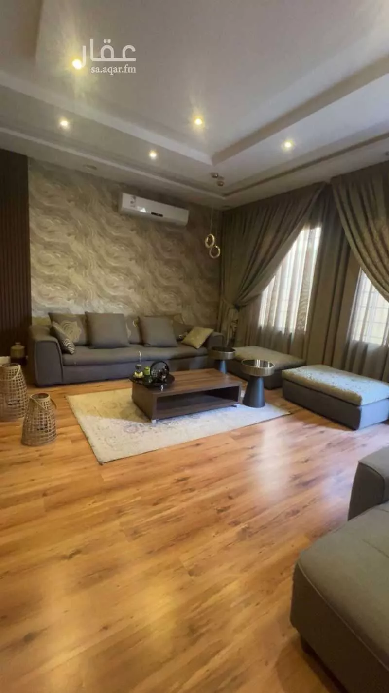 5 bedroom villa in Al Aridh 3