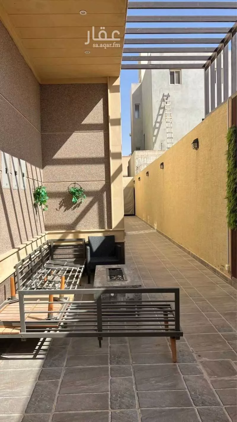 5 bedroom villa in Al Aridh 4