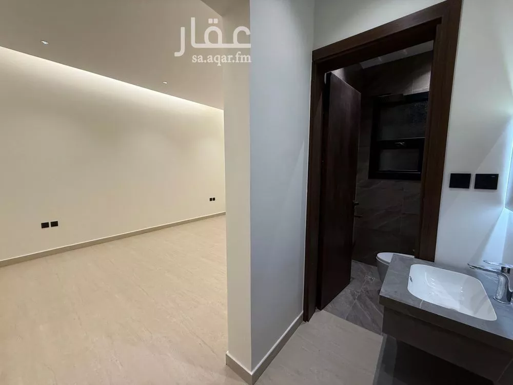 دور 4 غرف في النرجس 4