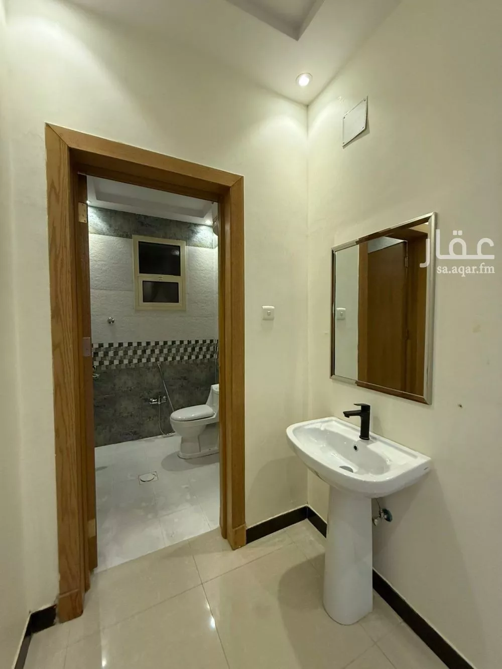 دور 4 غرف في المونسية 4