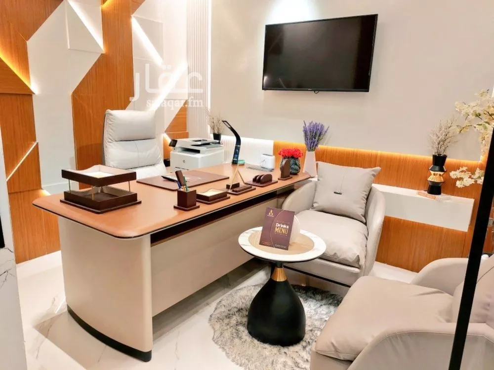 مكتب 64 م² في العليا 2