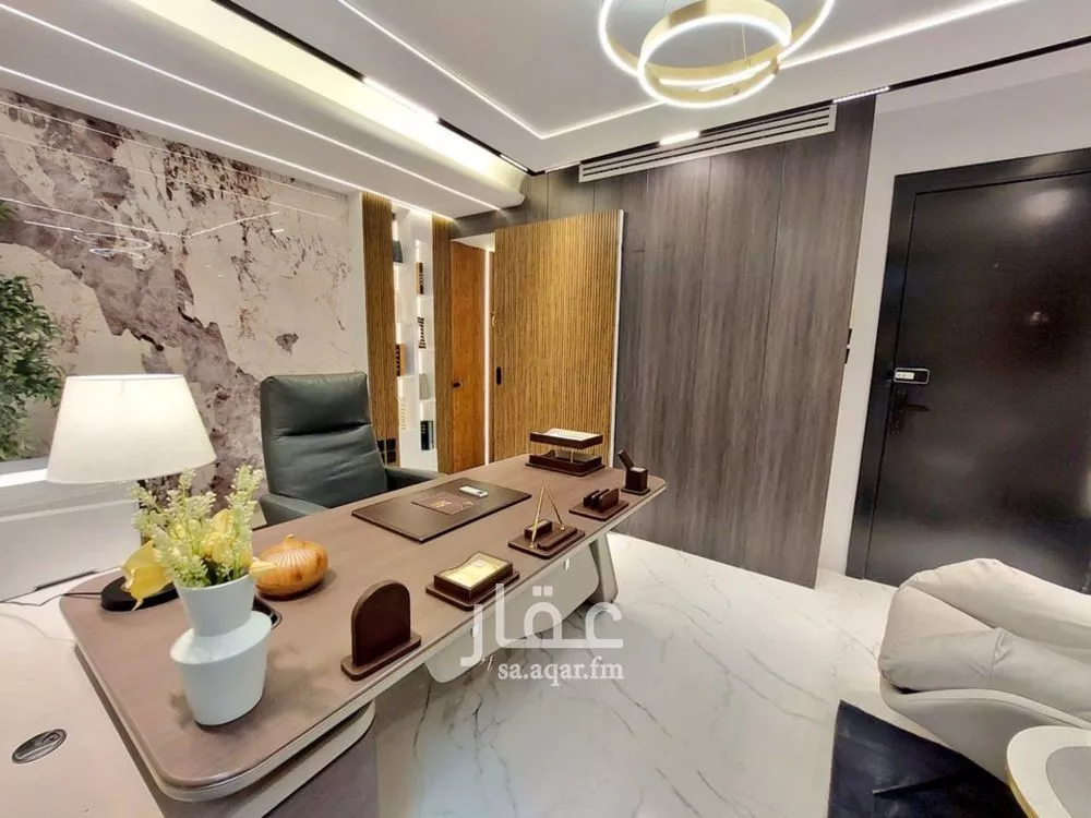 5 bedroom office in Al Olaya, Riyadh 25