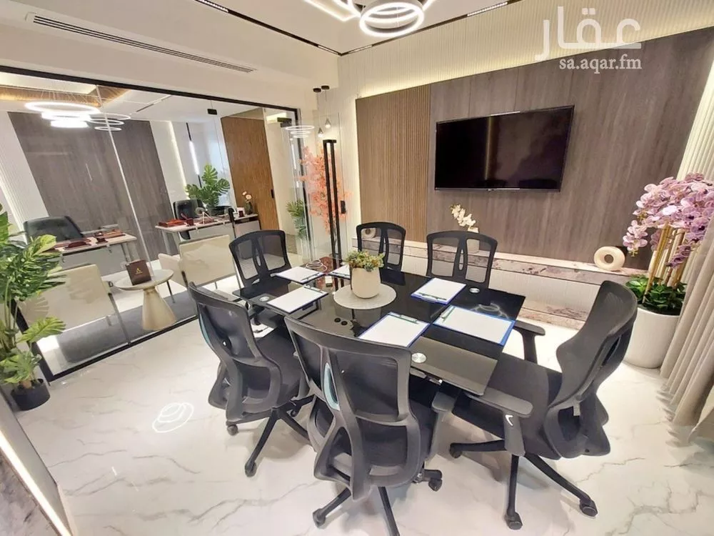 5 bedroom office in Al Olaya, Riyadh 7