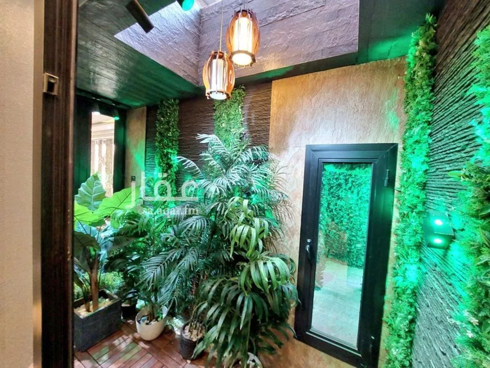 5 bedroom office in Al Olaya, Riyadh 5
