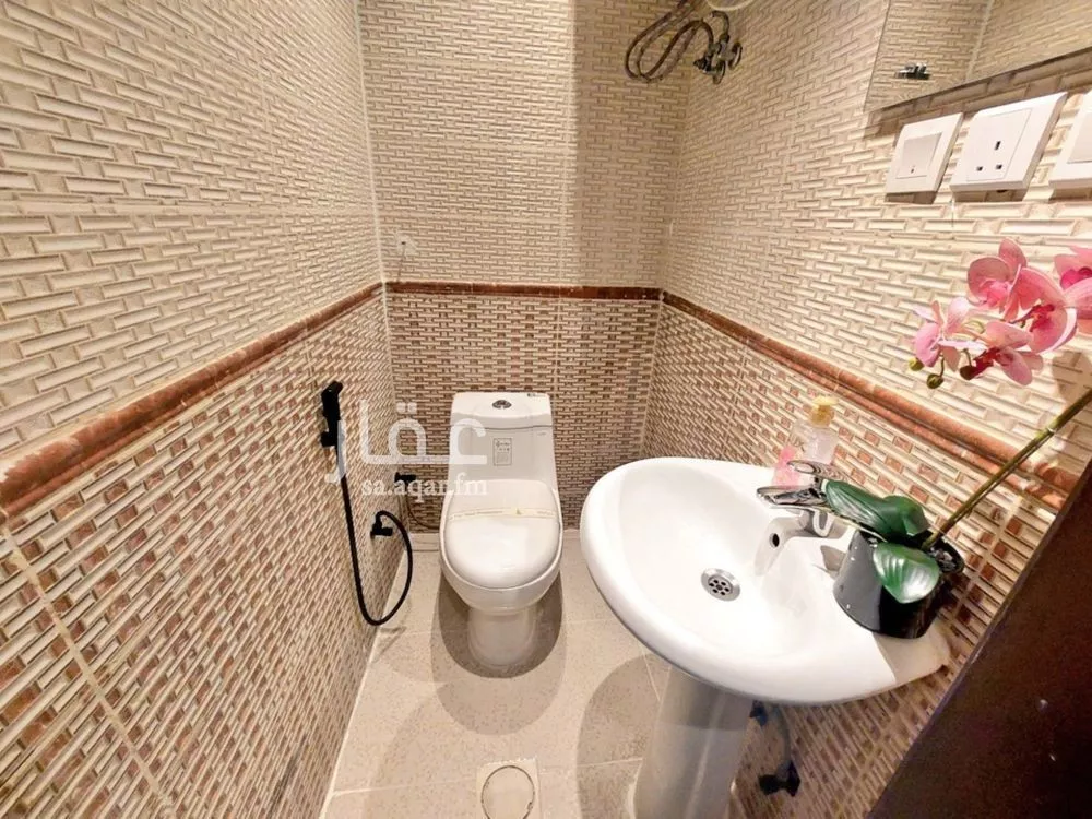 2 bedroom office in Al Muhammadiyah, Riyadh 5