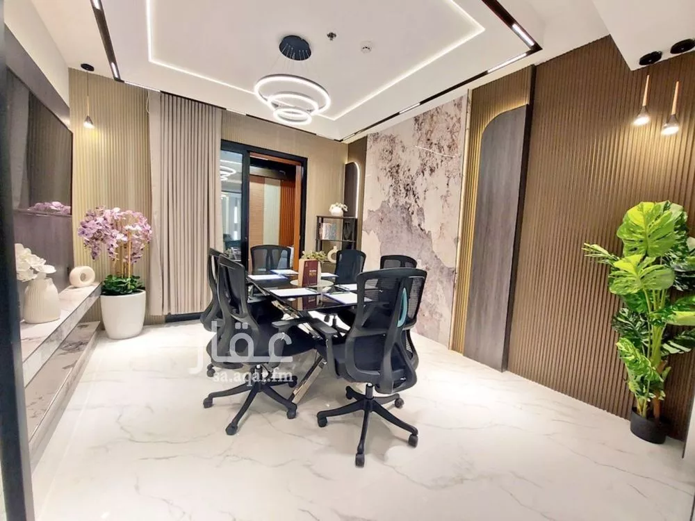 5 bedroom office in Al Olaya, Riyadh 5