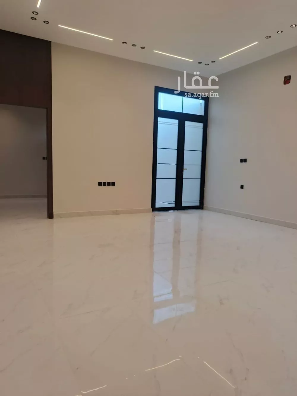 شقة 5 غرف في الجنادرية 3