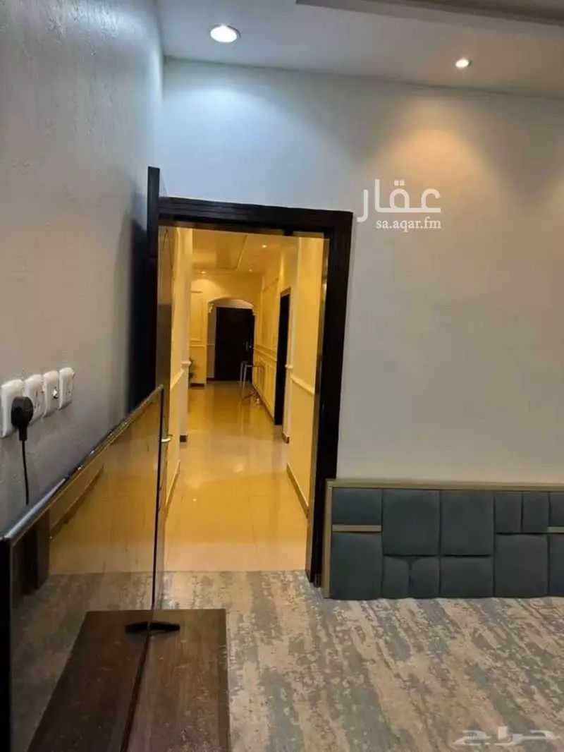 شقة 6 غرف في الرمال 3