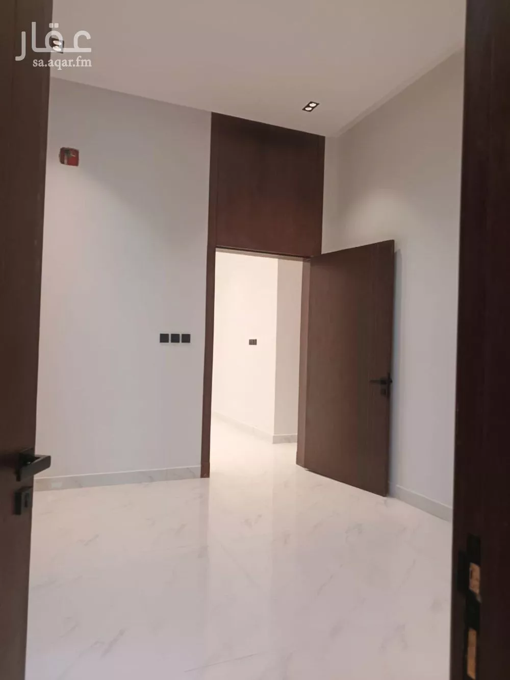 شقة 4 غرف في الجنادرية 3