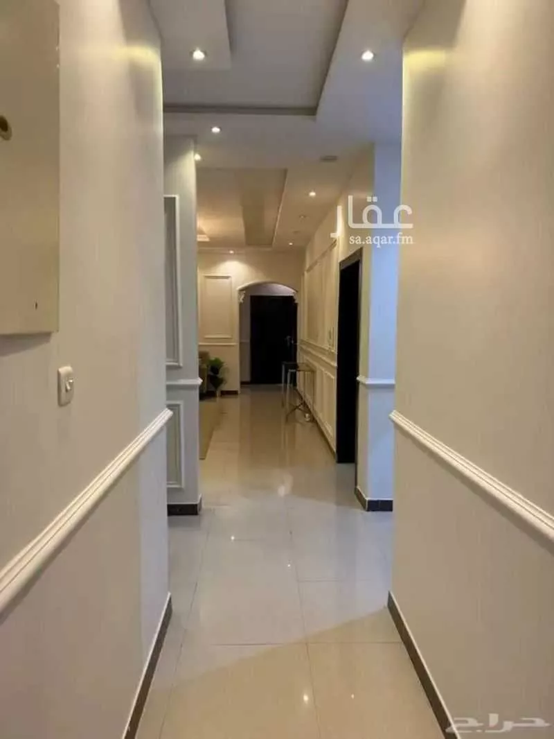 شقة 6 غرف في الرمال 2