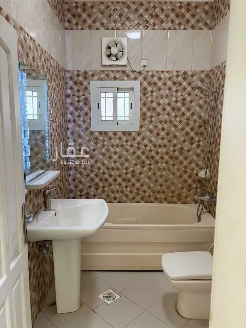 3 bedroom apartment in Al Nuzhah, Jeddah 14