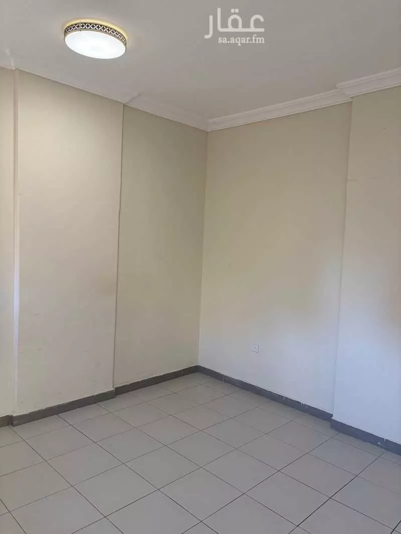 3 bedroom apartment in Al Nuzhah, Jeddah 11