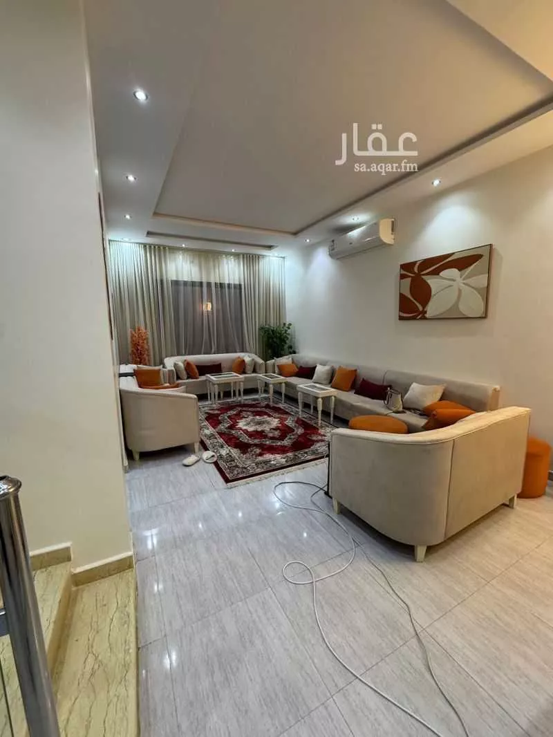 فيلا 8 غرف في طويق 4