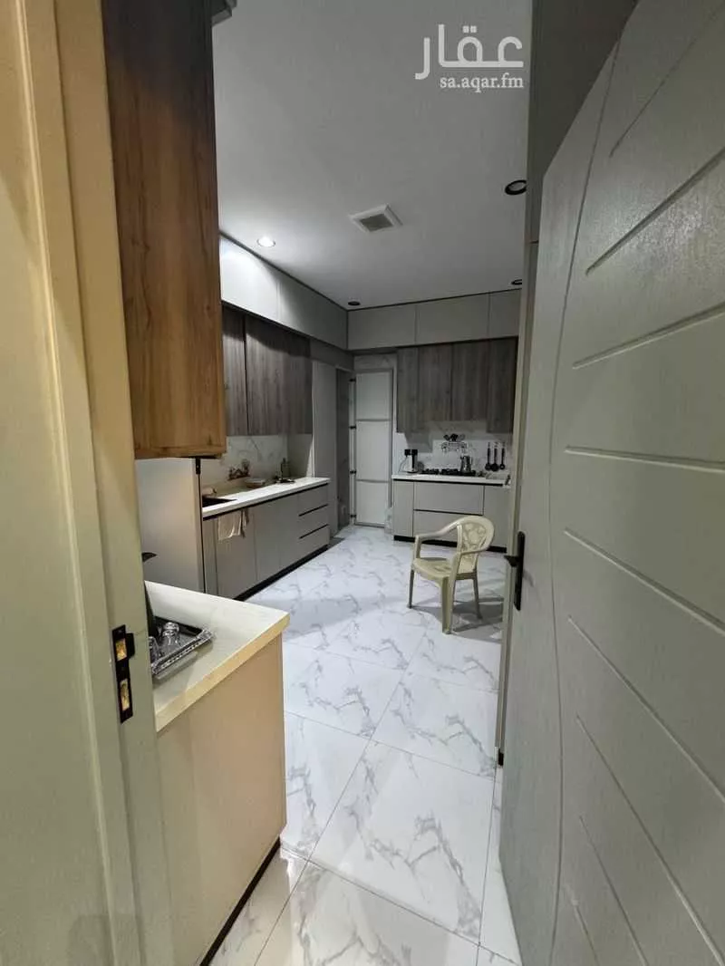 فيلا 8 غرف في طويق 3