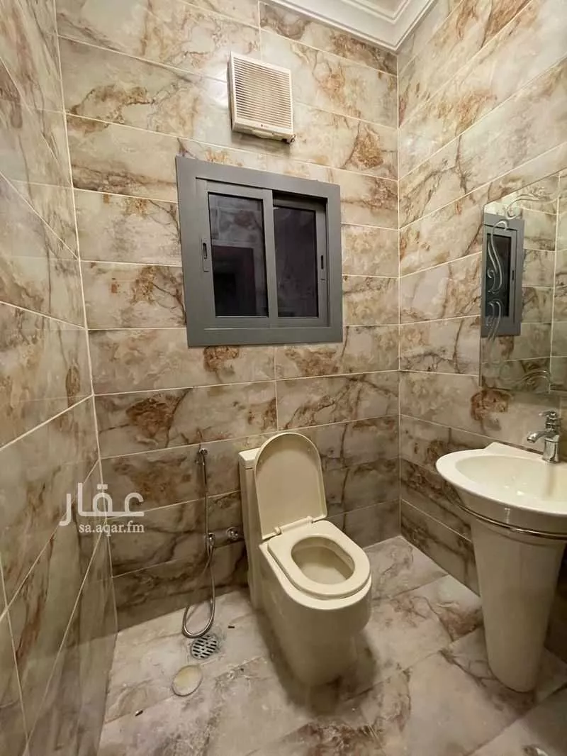 8 bedroom villa in Al Murjan, Jeddah 9