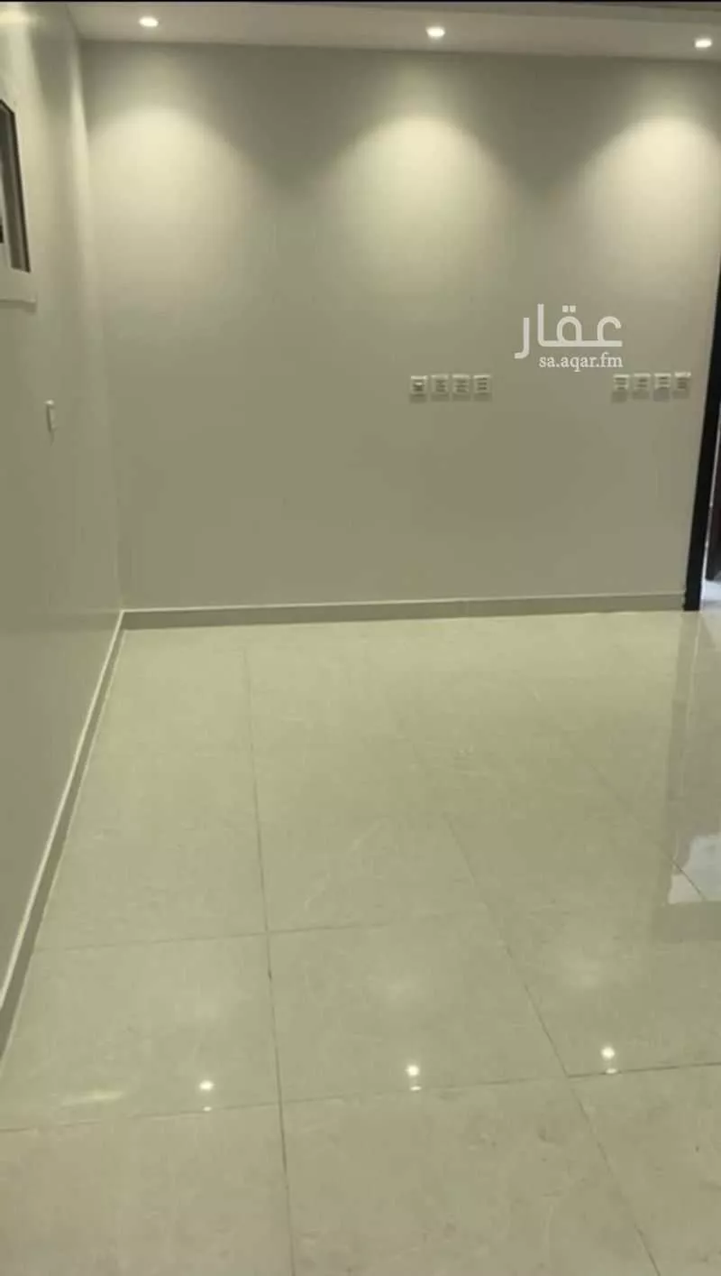 4 bedroom apartment in Az Zomorod, Jeddah 5