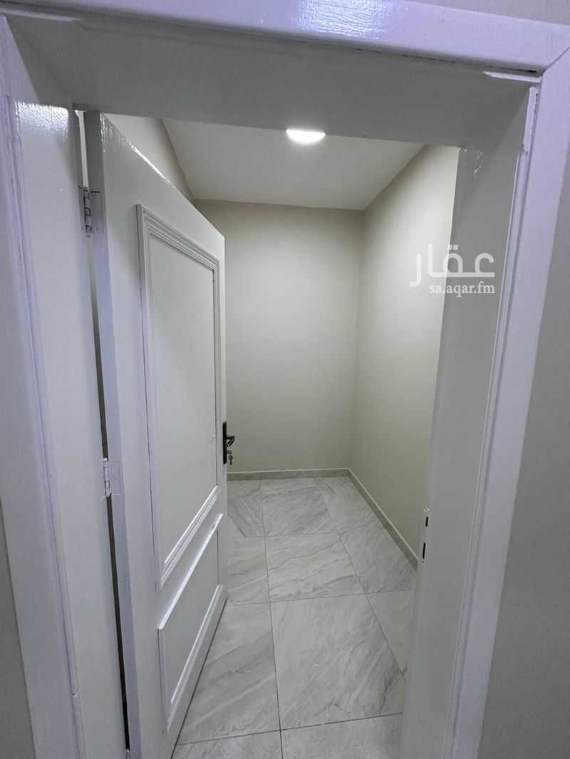 5 bedroom apartment in Ishbiliyah, Eastern Province 6