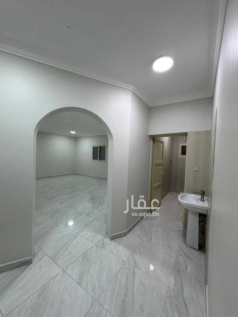 5 bedroom apartment in Ishbiliyah, Eastern Province 15