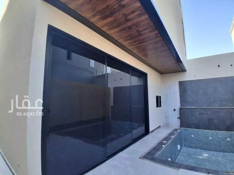 فيلا 6 غرف في الشعلة 4