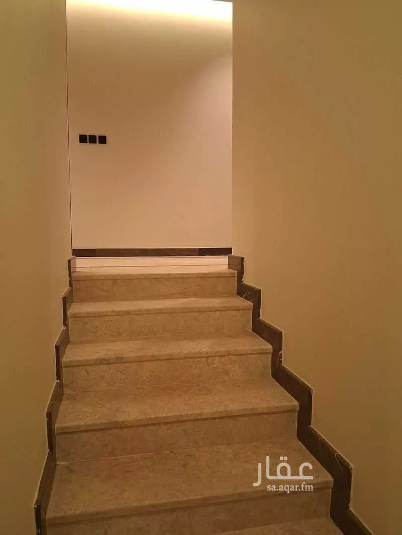 شقة 6 غرف في الشعلة، الدمام 23