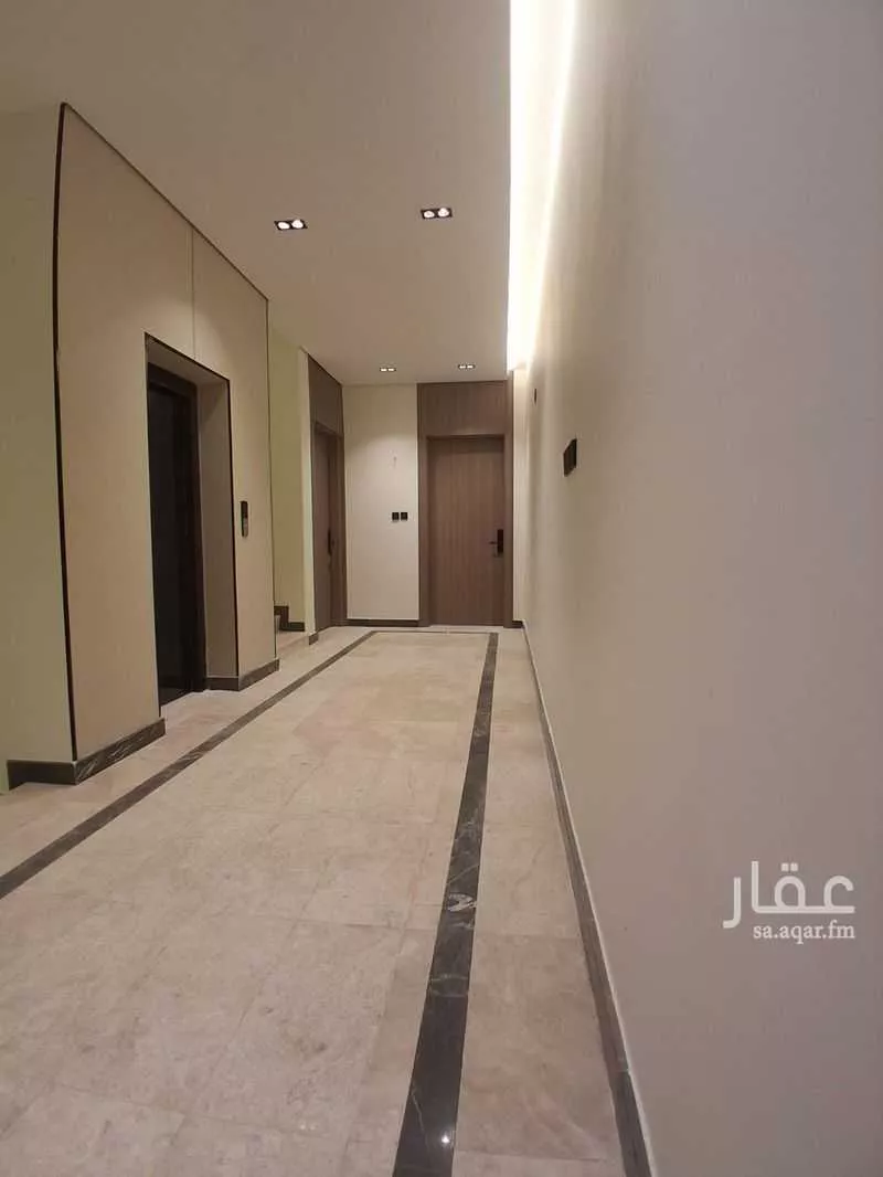 شقة 6 غرف في الشعلة، الدمام 16