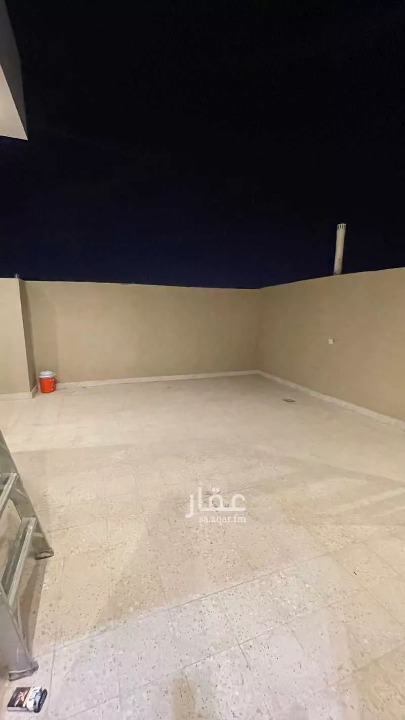 5 bedroom floor in Al Janadriyah 3