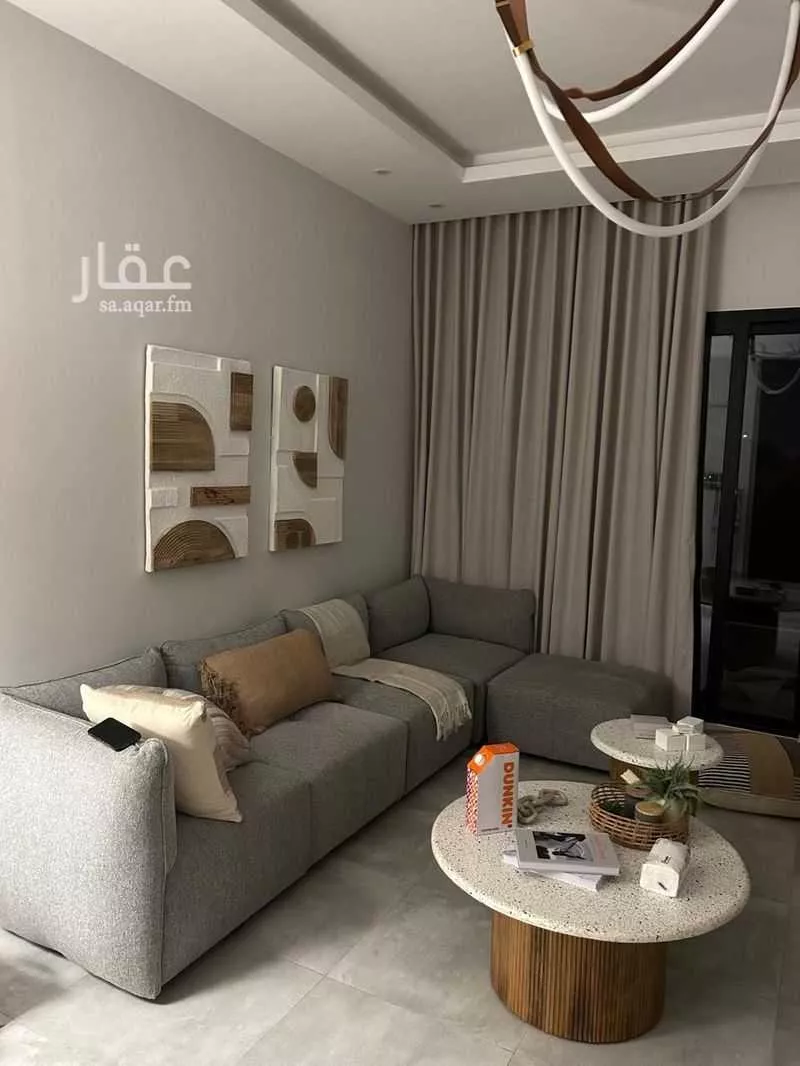 شقة 2 غرف في الملقا 5